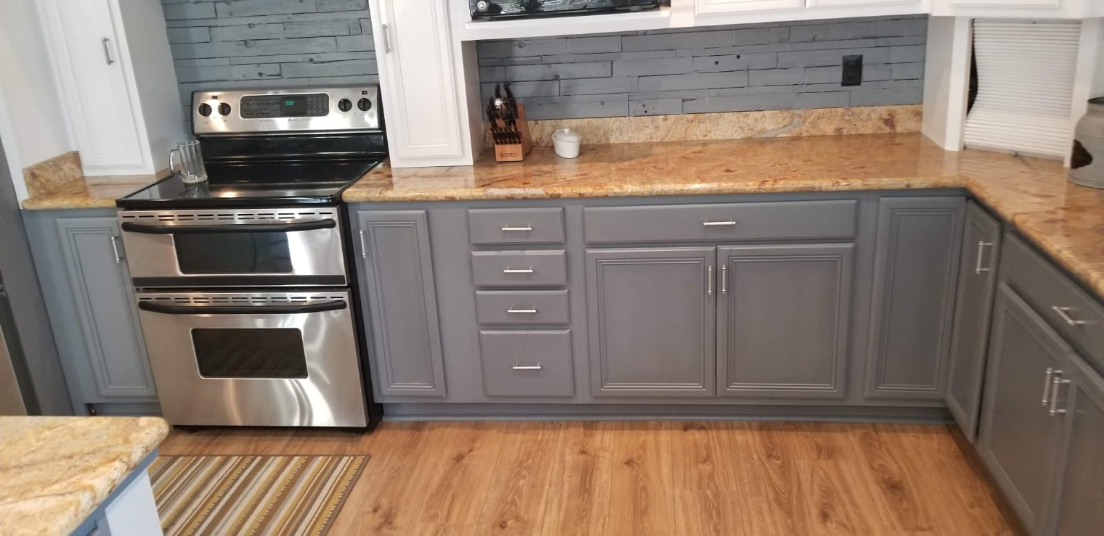 GreyCabinets2